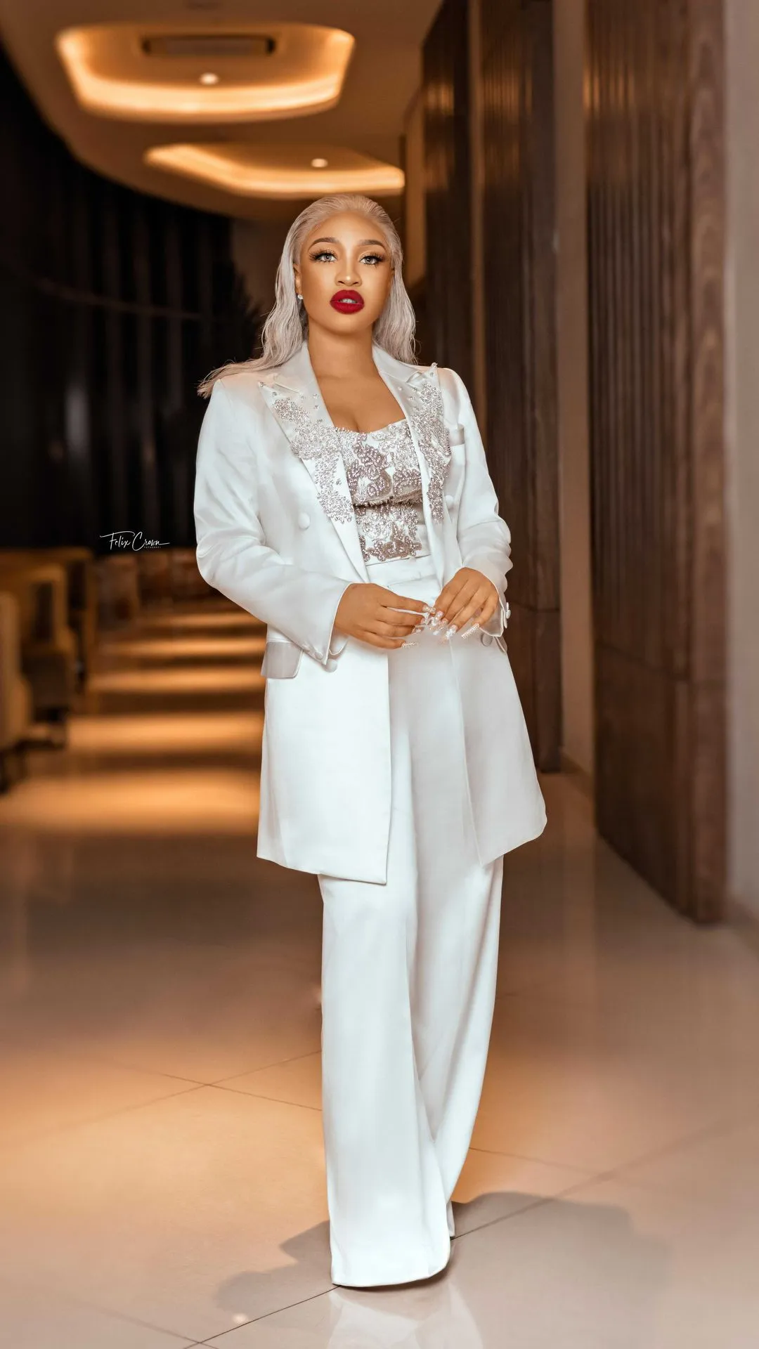 White suit women's plus size hotsell