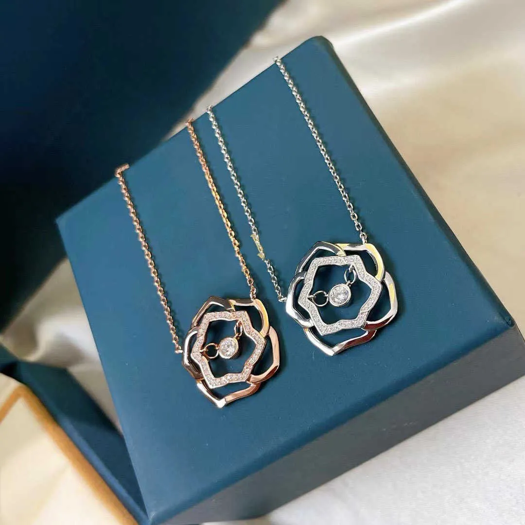 Fine Hot Brand Pure 925 Sterling Silver Jewelry For Women Rose Diamond Flower Pendant Necklace Cute Luxury Top Quality 2022 New