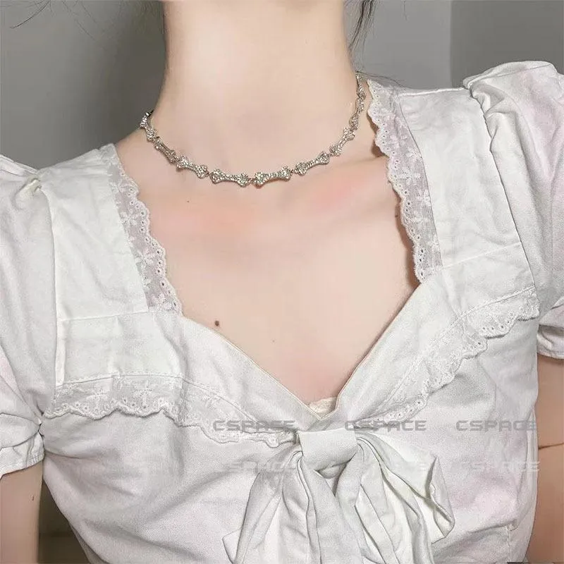 Choker Glänzende Schädelknochen Strass Halskette Dreidimensionale T-Schnalle Ins Vintage Frauen Kurze Schlüsselbeinkette Trend