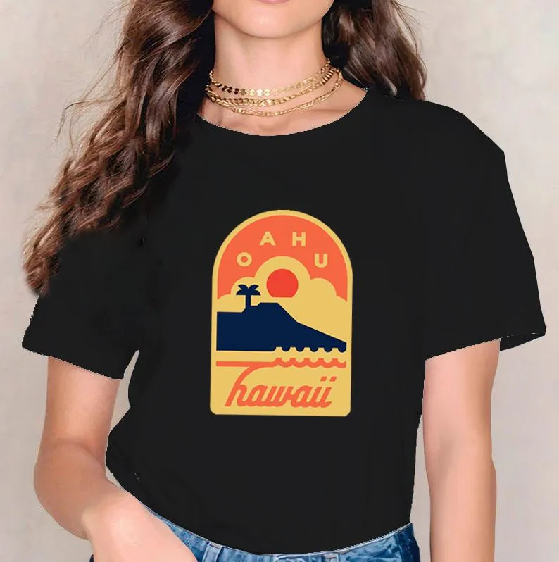 Koszulka damska Oahu Hawaii Badge graficzna koszulka Kobieta vintage topy streetwearu ubrania 2021 Modna druk t