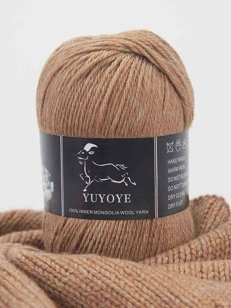 1PC YUYOYE 100% fil de laine pour tricoter 4 plis de luxe chaud à la main tricot de laine fil de crochet pour bricolage pull fil de laine fil de tissage Y211129