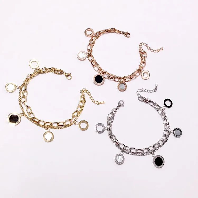 Bracciale con numeri romani femminili di design di alta qualità a 3 colori, bracciale rotondo con moneta cava, braccialetti doppi con conchiglia in bianco e nero per le donne, regalo per feste