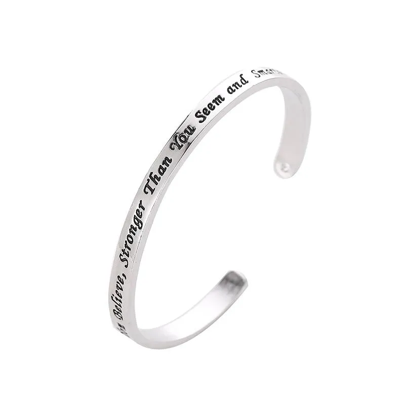 Lettres de bijoux de charme de mode simples bracelets réglables en alliage blanc d'or rose pour les femmes bracelet