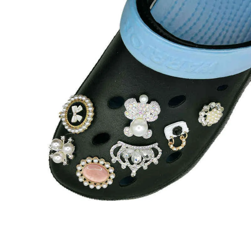 Buty Akcesoria Cadena Diseador Para Croc Jeans Accesorios Coracin Zapatos Zueco Hebilla Colgante Regalo Nia 1 UD 220301