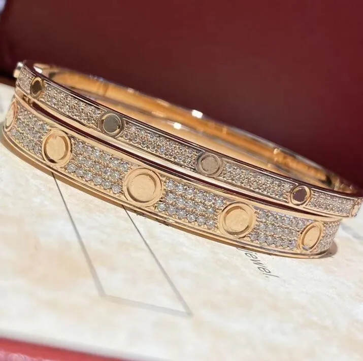 Tiffany & Co. Lock Bangle in Yellow Gold with Full Pavé Diamonds 70158 –  Wrist Aficionado