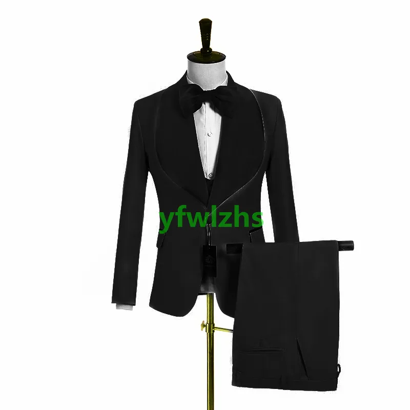 Custom-Made One Button GroomsMen Sjal Lapel Groom Tuxedos Män Passar Bröllop / Prom / Dinner Man Blazer (Jacka + Byxor + Tie + Vest) W955