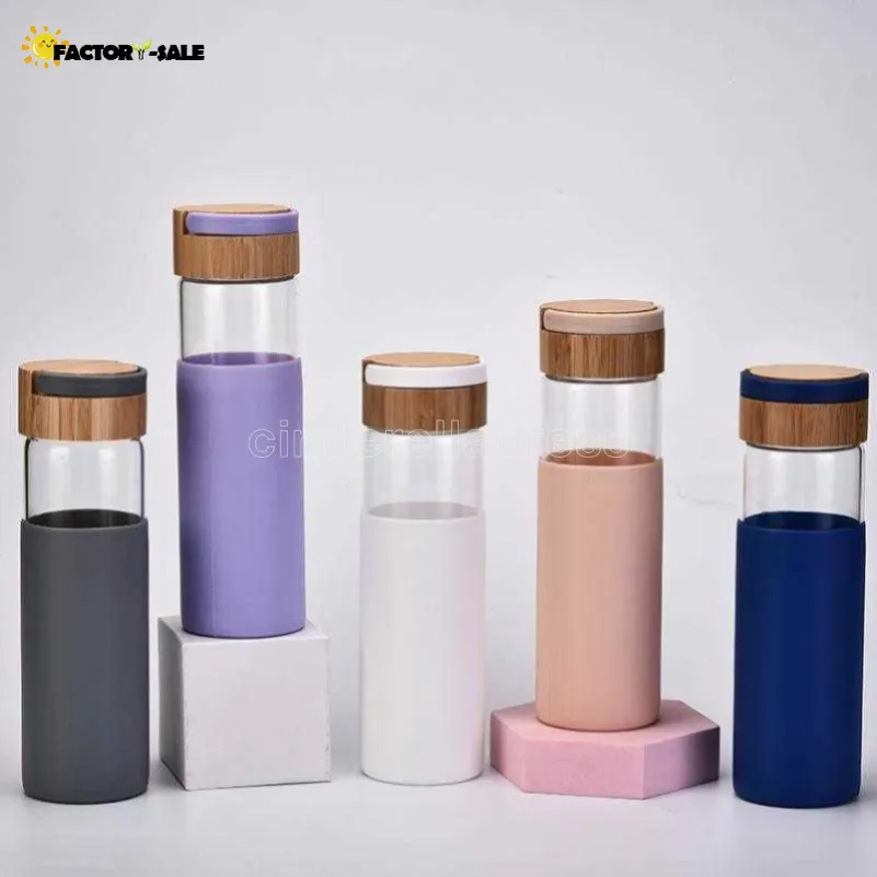 Borossilicato de vidro 520ml garrafas de água tampas de bambu e manga de silicone à prova de vazamento esportes garrafa de água ao ar livre na seda f0125
