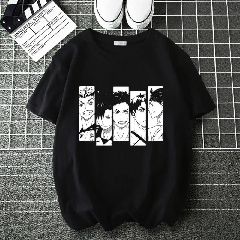 Mens T-shirts Mens T-shirts Haikyuu !! Svartvit tecknad bomullsbomull Tee Shirt Men anime T Brand Casual Loose Tops Male Hip Hop Harajuku