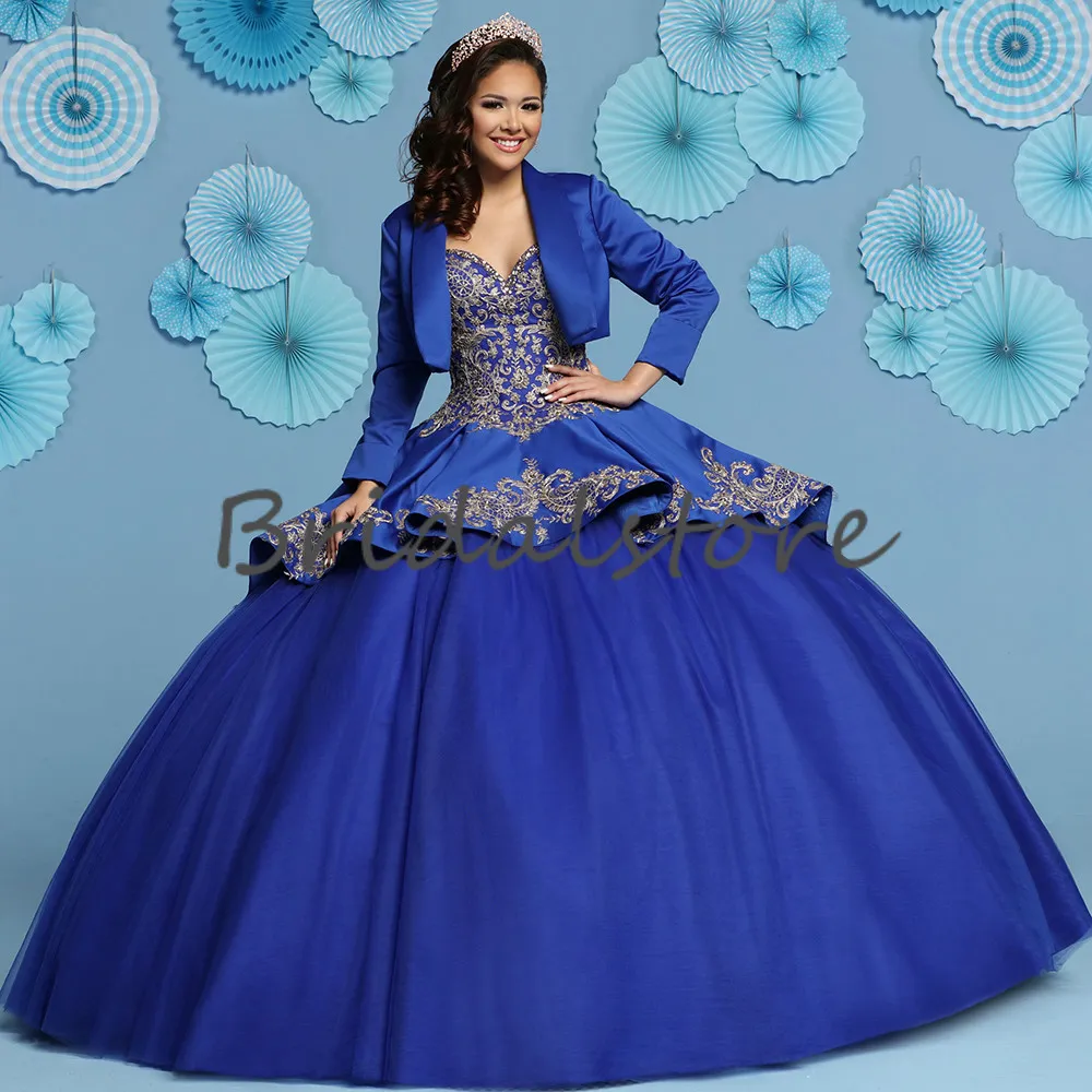 Sweet 15 Royal Blue Due pezzi Abiti Quinceanera Messicano con giacca Senza spalline Sweetheart Fluffy Ball Gown Borgogna Abito da ballo per la notte Abiti da sera