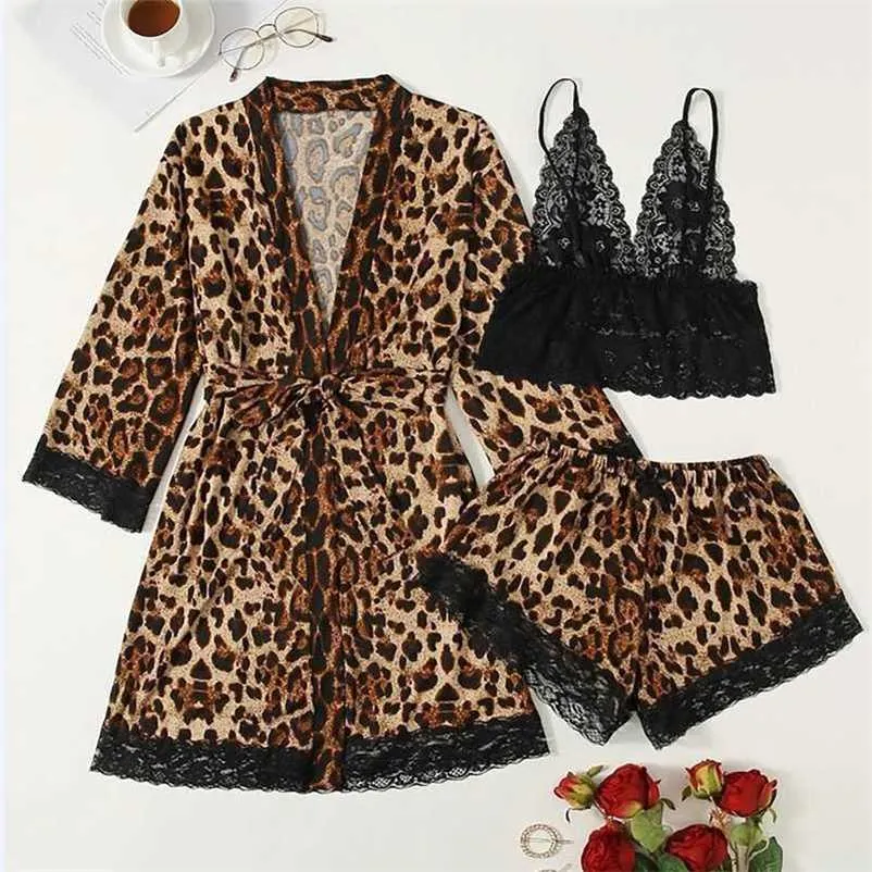 Leopard Print Tre Piece Bathrock Sling Milk Silk Sexig och Charmig Kvinnors Hem Tunna Hemkläder 211202