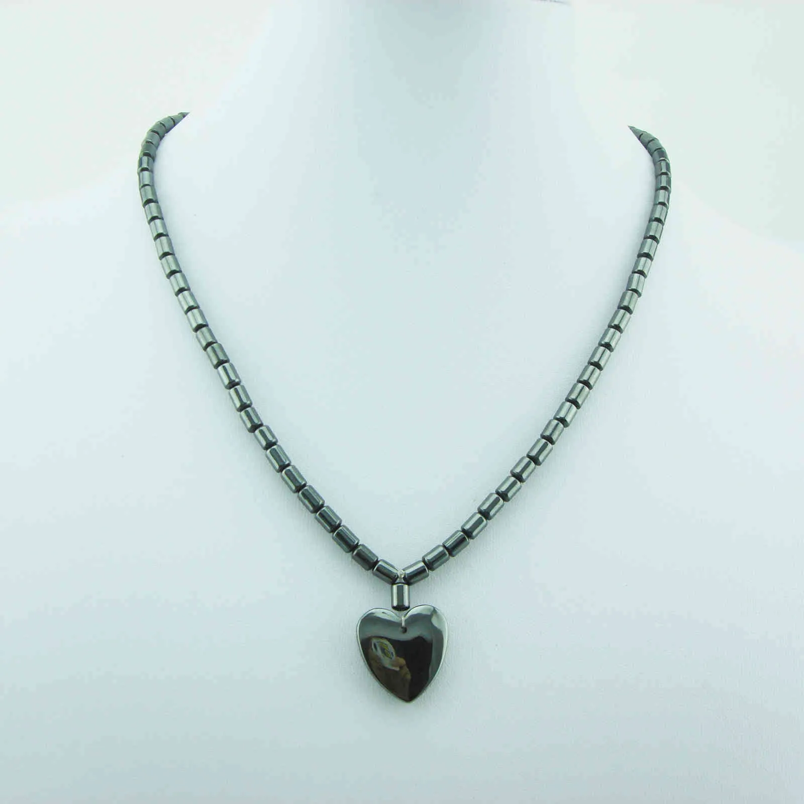 Bijoux à la main en gros collier perlé collier hématite collier thérapie magnétique bijoux de bijouterie croix mer tortue amour pendentif charme