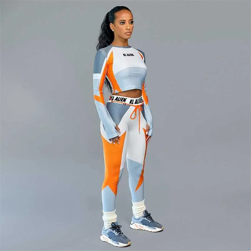 Frauen Langarm Croptop Slim Outfit Trainingsanzug Zwei Teile Set Brief Druck Hohe elastische Skinny Leggings Weibliche Sportbekleidung 211027