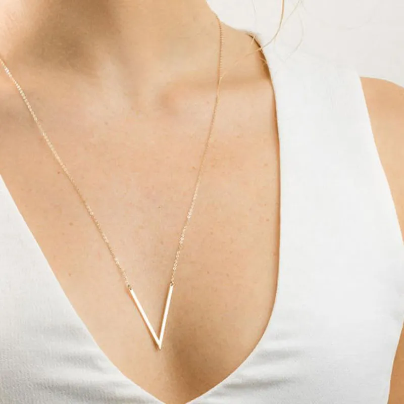 Simple Letter V Pendant Necklace for Women 2020 Fashion Sweater Chain Long Necklaces collar Party Jewelry Gifts collier femme