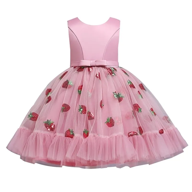 Strawberry Summer fille stéréo robe formelle de haute qualité élégante fleur arc robe de princesse robe de performance de piano pour enfants 210331