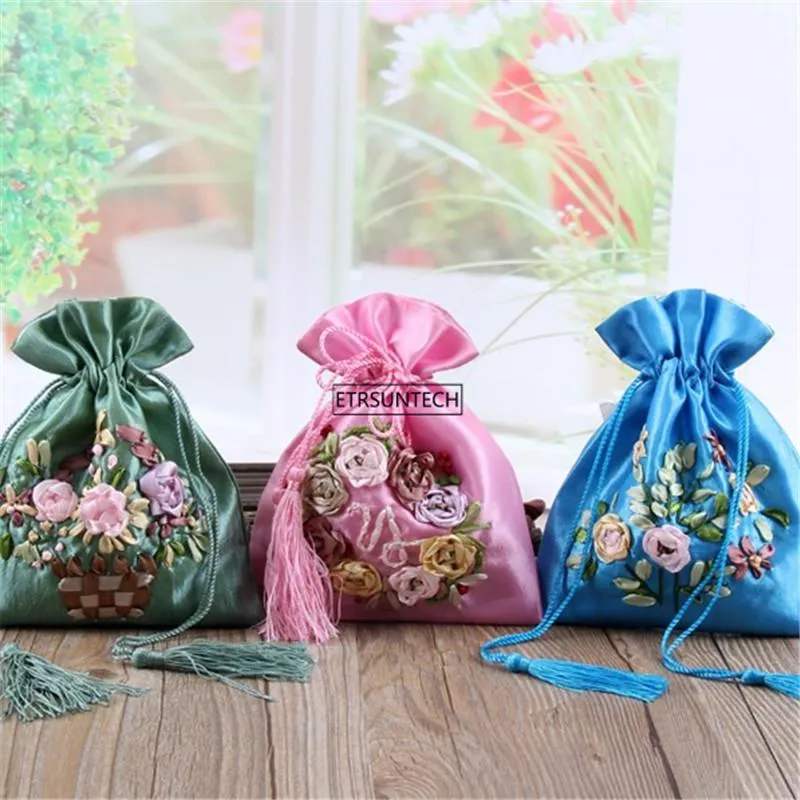 Sacs de rangement 100 pièces Vintage Style chinois soie fleur motif bijoux sac à la main Sachet Jade gland cordon cadeau