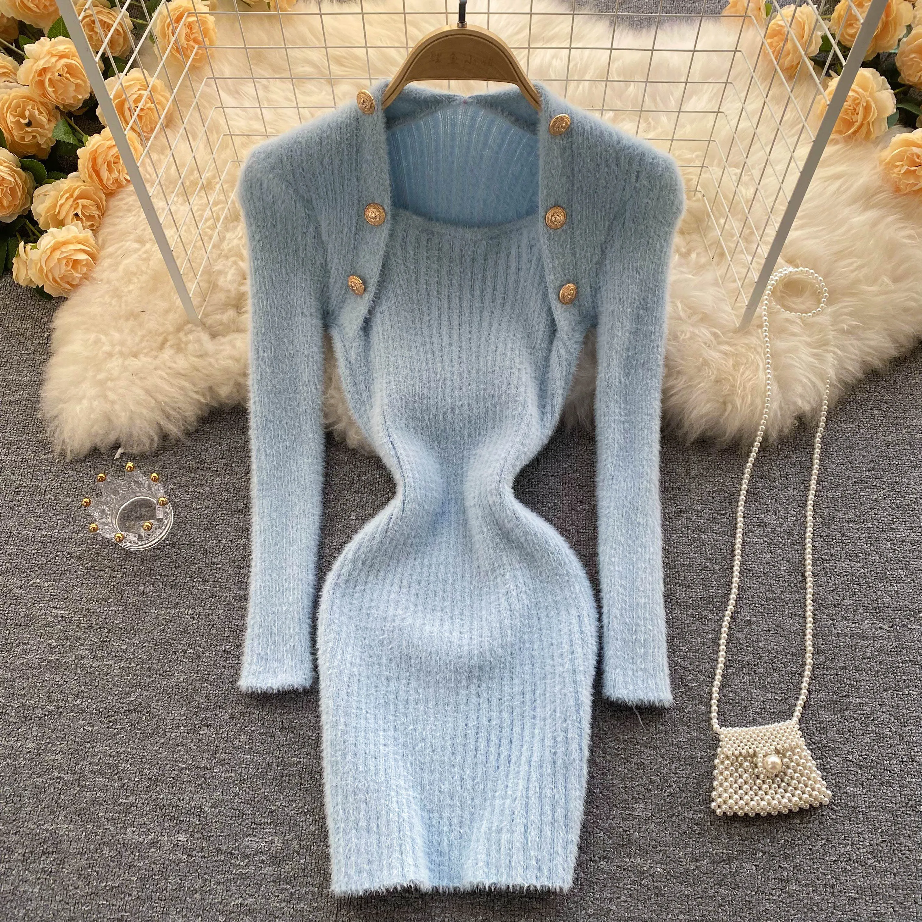 Nouveau design femmes rétro col carré à manches longues laine mohair tricoté chaud sexy tunique moulante robe pull courte
