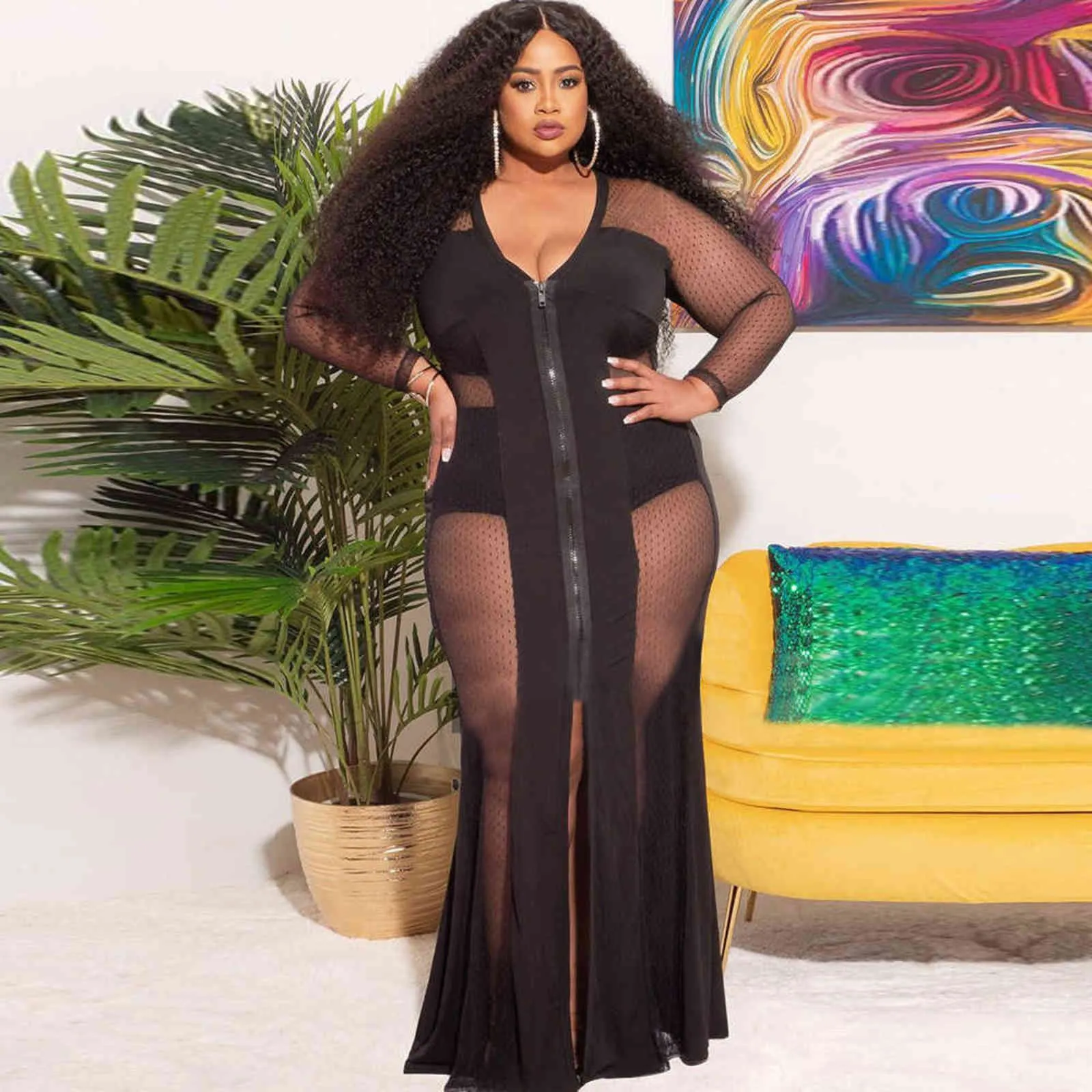 Sexy longue maille robe transparente femmes transparent manches longues col en V club maxi robes tenue de soirée transparente plus taille 5XL noir 211116