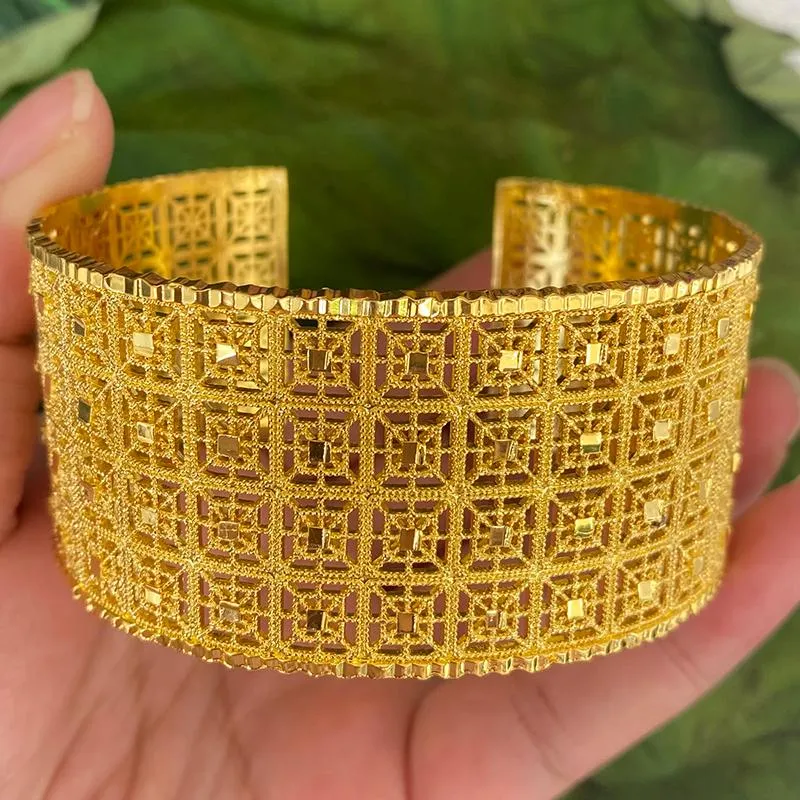 Bangle Trendy Dubai För Kvinnor 24K Guldfärg Koppar Etiopiska Brett Armband Afrikanska Smycken Saudiarabien Bröllopsgåvor