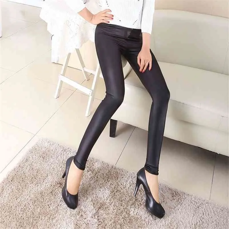 Sahte dibe, ince deri pantolon giyen, kadın siyah ayak pantolon, ince, sıkı, elastik, artı boyutu 210416