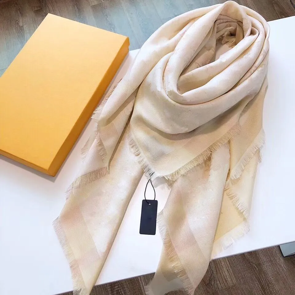 Fashion Silk Scarf 2022 Designer Silken Scarves Högkvalitativ Sjal Lång halsdukar Kvinnor Mode Scarve Foulard Luxury Muffler Män Bufanda 6 Färger med gåvor