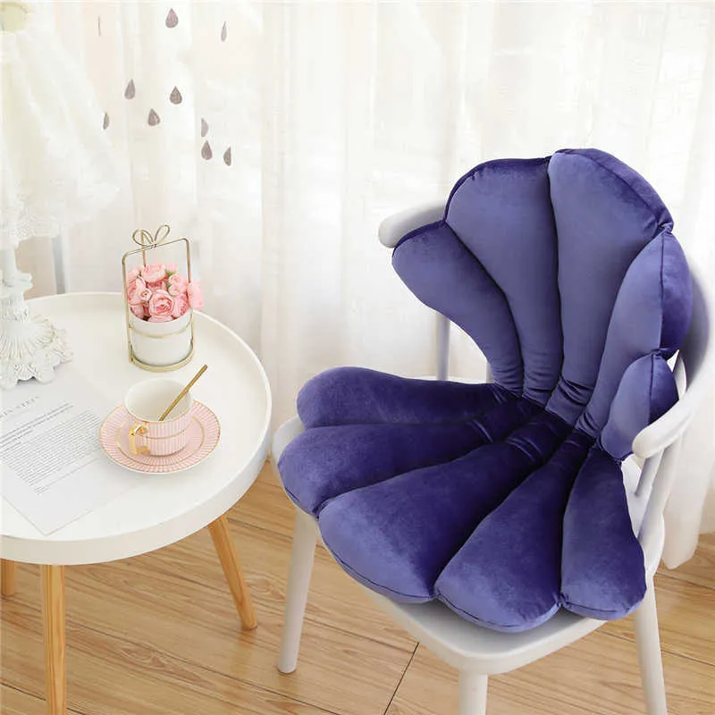 Velvet shell back chair clearance