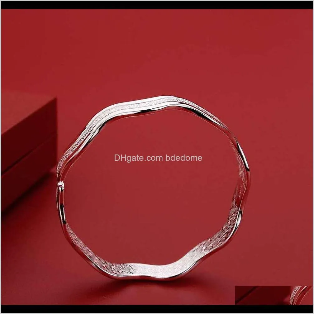 fashion water ripple twisted thread sand bracelet women`s sier plated jewelryzpww