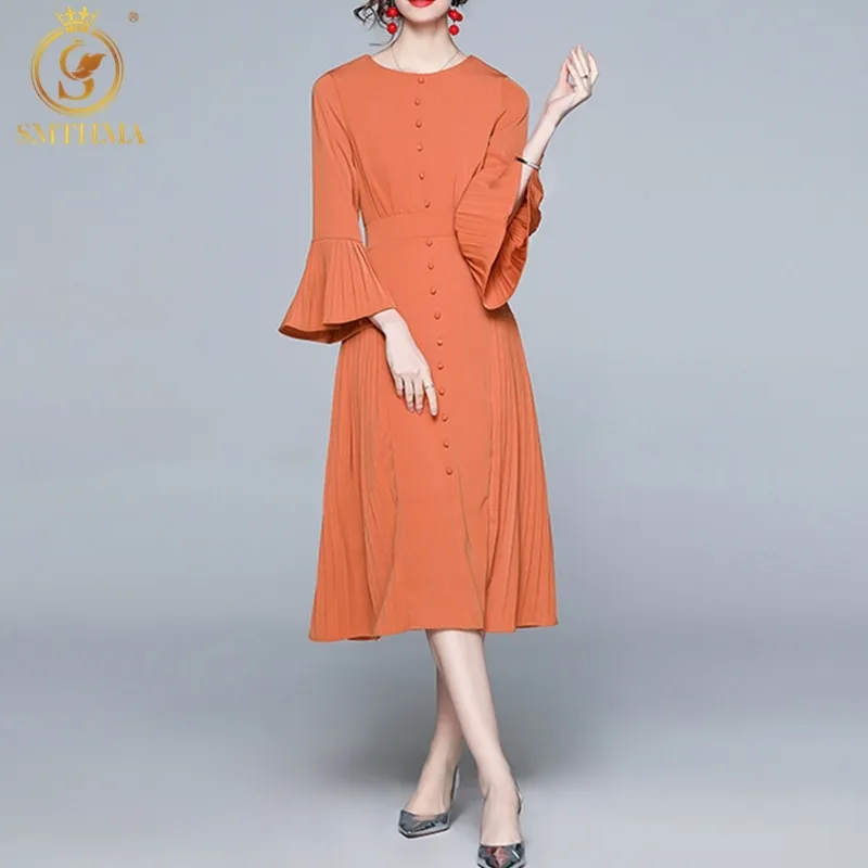 Fashion Designer Spring Elegant Flare Sleeve Party Dress Women Single-Breasted Vintage Midi Pleated Vestidos 210520