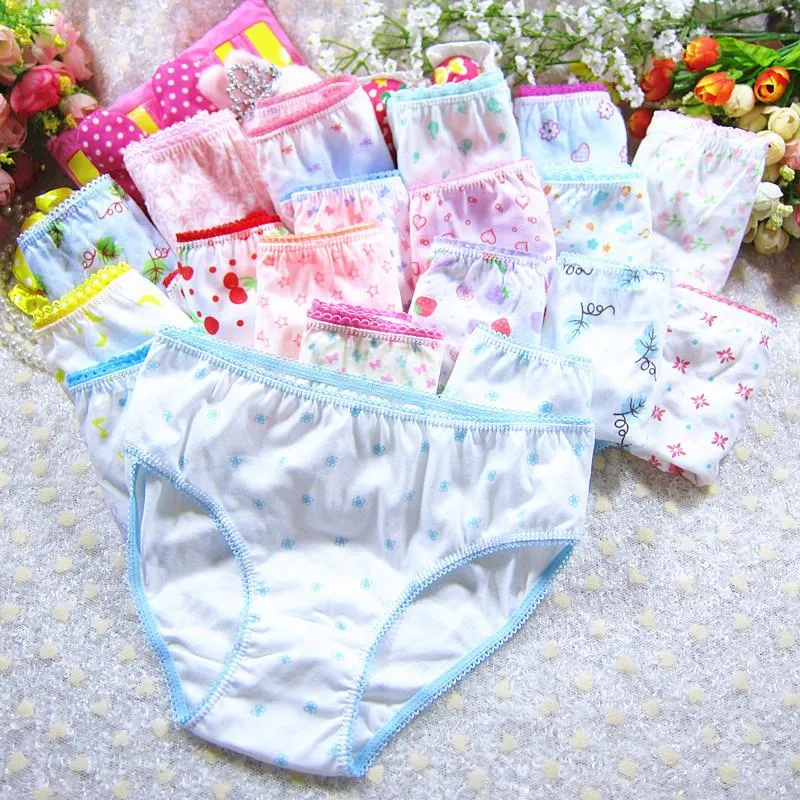 팬티 12pcs / lot 소녀 면화 팬티 귀여운 꽃 아기 키즈 속옷 크기 110-150 3-12T