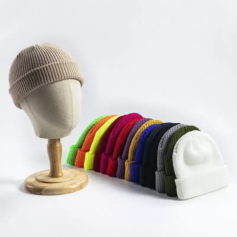Unisexe Chapeaux Tricoté Coton Crâne De Mode Pure Couleur Chapeau Pour Hommes Court Bonnet Cap Femme En Gros