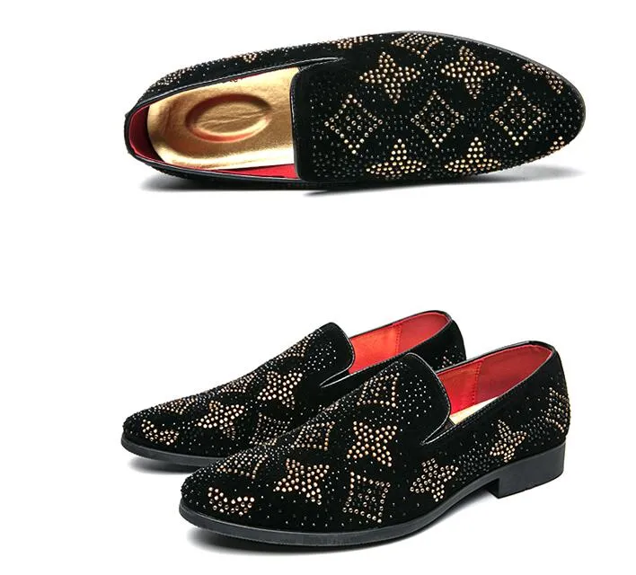 2021 새로운 개념 이탈리아 캐주얼 신발 남성용 Moccasins 신발 남성용 패션 슬립 온 루퍼 다이아몬드 가죽 신발 38-46