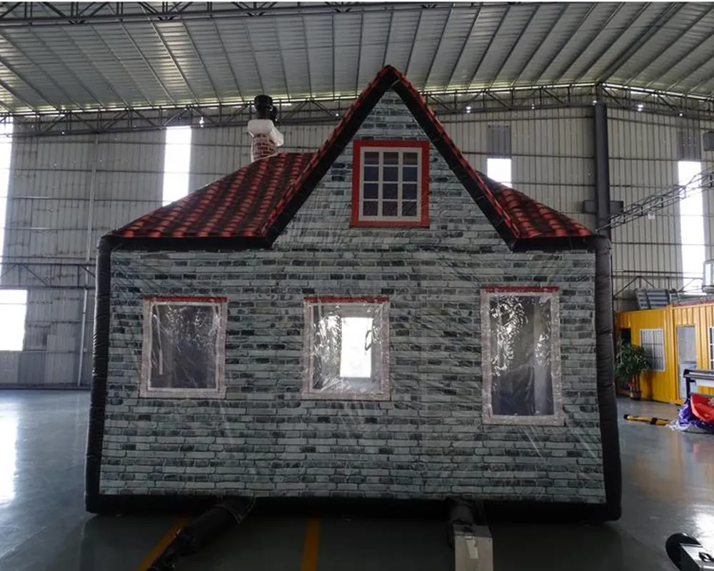 Taverna da pub irlandese con tenda da bar gonfiabile gigante a forma di casa su misura di alta qualità con botti per feste all'aperto2131