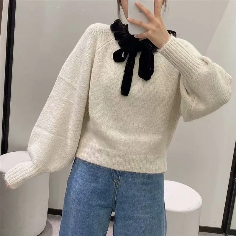 Chic sales girl sweater