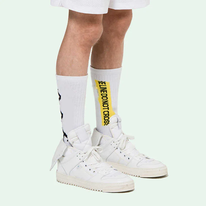 White Cotton Crew Socks for Men Casual Skateboard Basketball Streetwear Harajuku Socks 2024 Off White Yellow Stripe