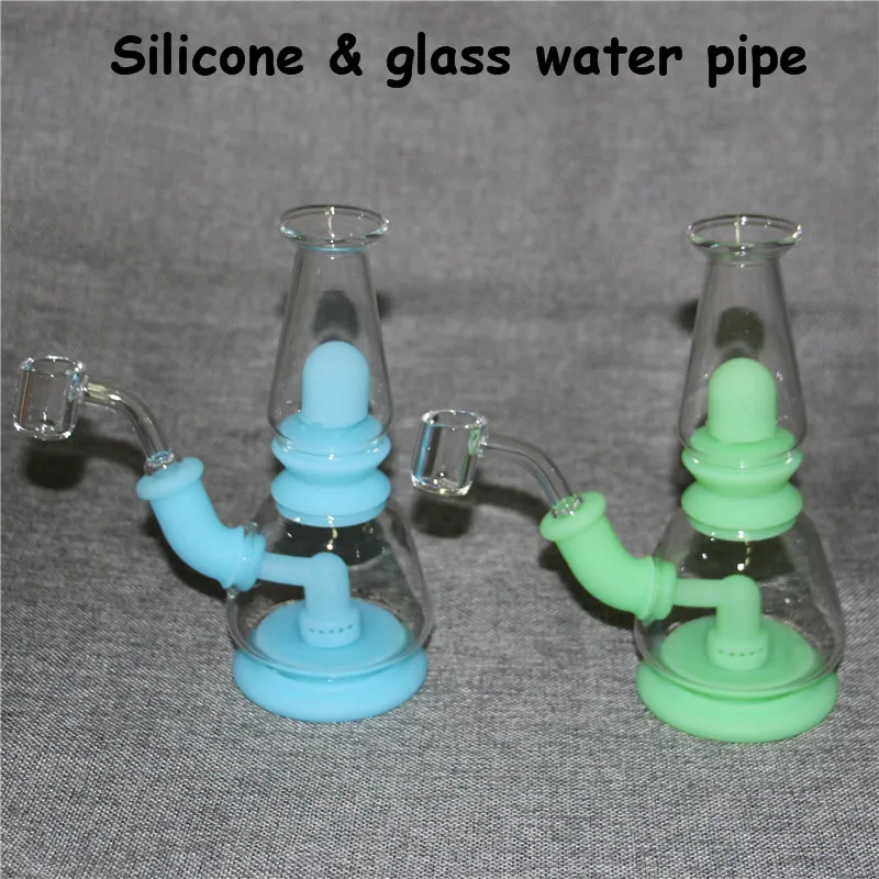 Glöd i de mörka vattenrören Hookah Glass Rökning Handrör Silikon Oil Rigs Bongs Hookahs With Quartz Banger Bowl