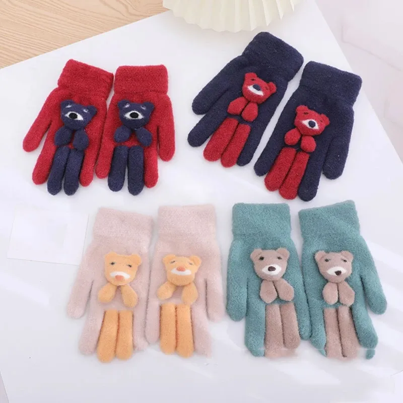 Plus Velvet Gloves For Women Girls Simple All-match Small Fresh Colorful Cute Animal Bear Gloves Wholesale