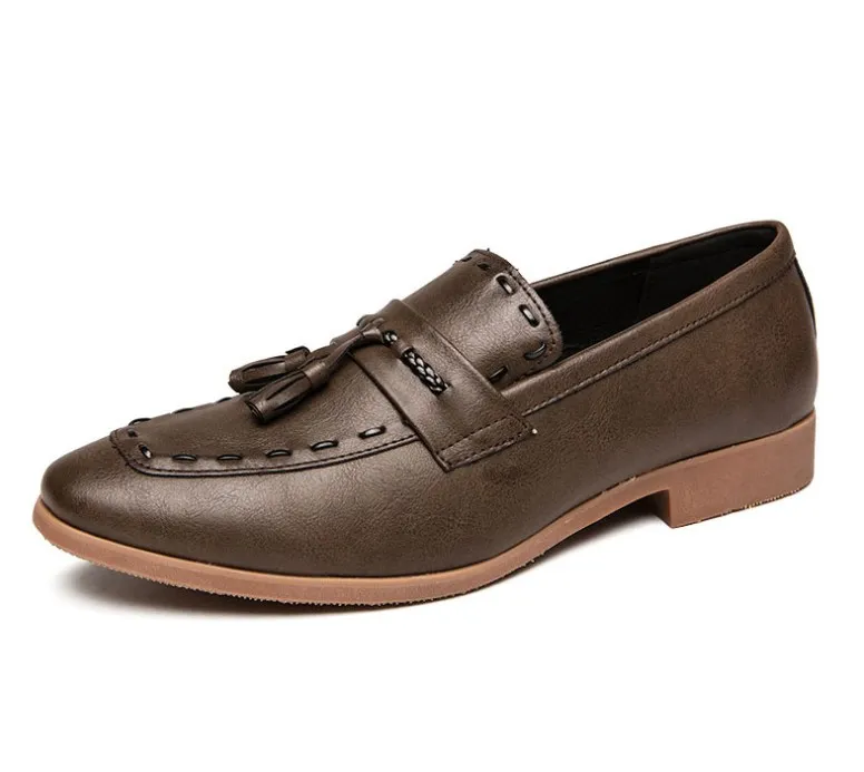 Mocassini Scarpe Uomo Estate Comodo Slip-On Casual Classic Drive Calzature Scarpe eleganti da uomo in pelle di marca