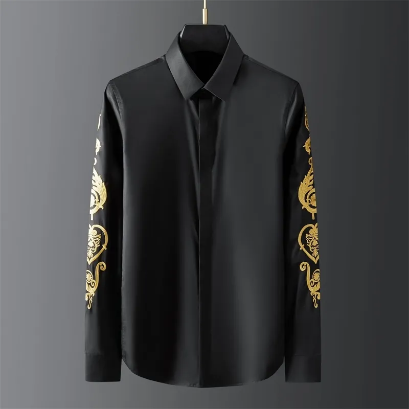 Royal вышивка роскошная рубашка мужчины с длинным рукавом Slim Business повседневная платье рубашки социальная вечеринка уличная одежда бренда мужская одежда 210527