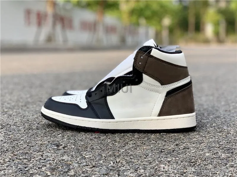 Nouveau 1 High OG Dark Moka Hommes Basketball Chaussures Obsidian Chicago Sports Sneakers Femmes Turbo Vert Blanc Bio Hack Bleu Noir Jaune Toe