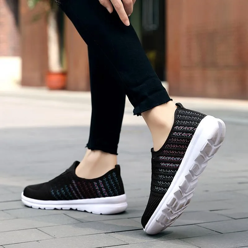 Bra sneaker kvinnors lediga mode löparskor sneakers blå svart grå enkel dagliga mesh kvinnliga tränare utomhus jogging promenader storlek 36-40