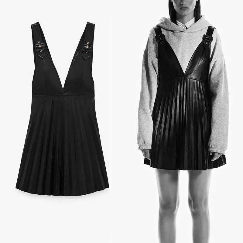 Black Faux Leather Pleated Pinafore Dress for Women Vintage Adjustable Wide Straps Metal Buckle Chic Leatherette Dress Casual Mini Dress 2024