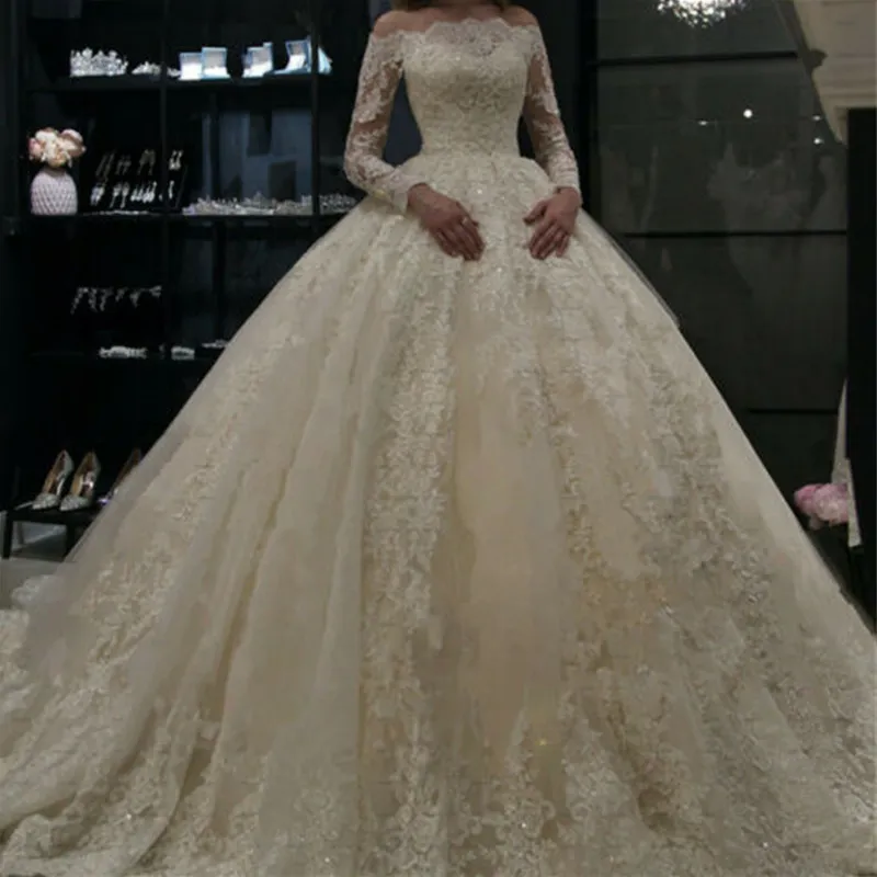 Robe de mariée princesse en dentelle, manches longues, avec des Appliques de perles, 328 328