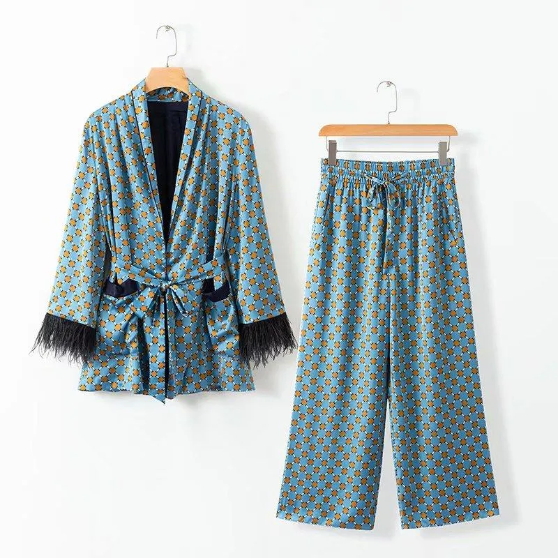 Kadın Set Bahar Moda Mavi Baskılı Kimono Ceket Tüy Kollu Geniş Bacak Pantolon Ile İki Parçalı Vintage Zarif Bayanlar Kadın Parça Suits