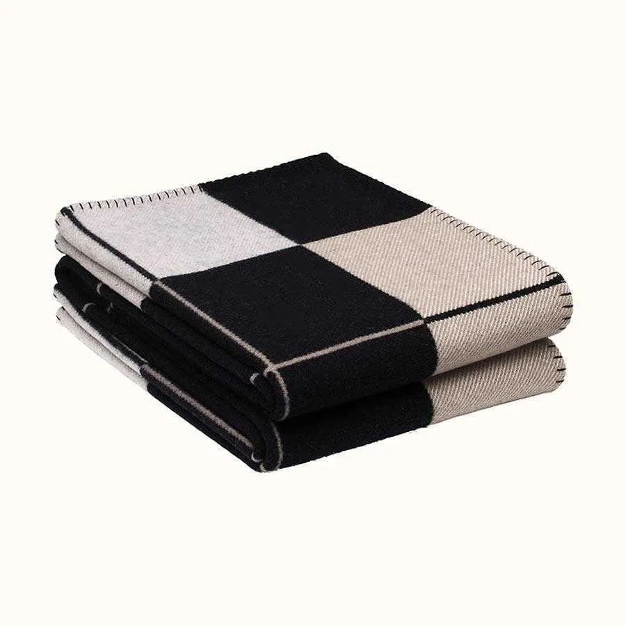 2021 NEW Letter Cashmere Blanket Soft Wool Scarf Shawl Portable Warm Plaid Sofa Bed Fleece Knitted Throw Blanket