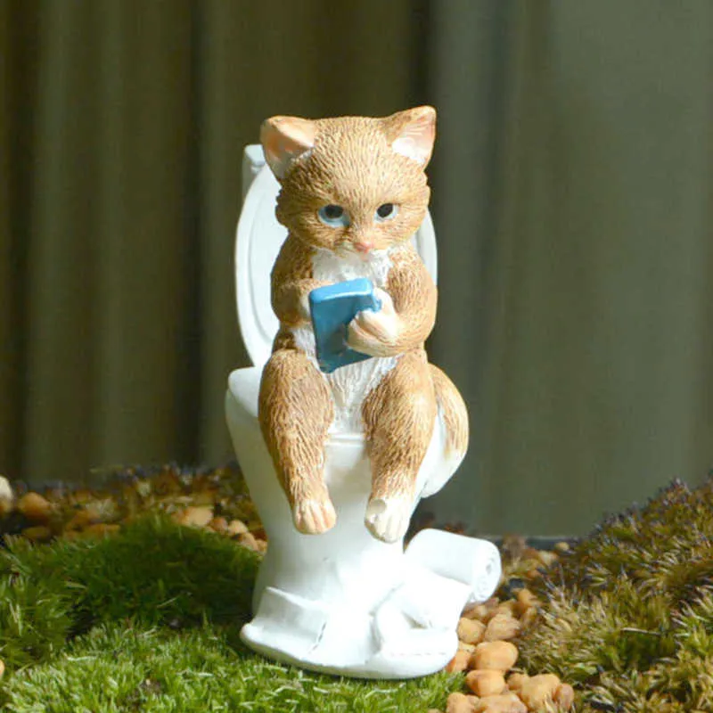 Everyday Collection Miniature Animal Figurines Mouse Pig Bunny Groda på Toalett Design Dekoration Roliga gåvor 210804
