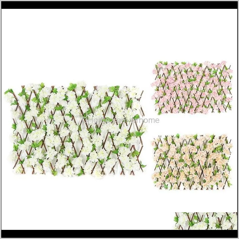 Byggnader uteplats, gräsmatta trädgård Hem Gardengarden Fence Willow Wooden Hedge med konstgjord blomma löv dekoration screening expanderande trellis