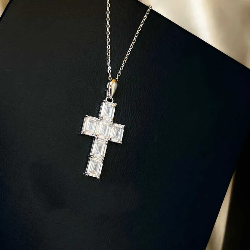 2022 gorąca marka czysta 925 srebrna biżuteria dla kobiet Krzyż duży diamentowy naszyjnik