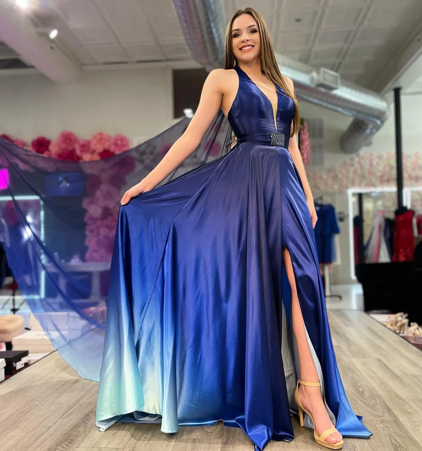 Ombre Side Slit Long Evening Dresses 2022 with Chiffon Cape Deep V neck Gown Red Navy Blue Formal Party Cocktail Prom Homecoming Dress Celebrity