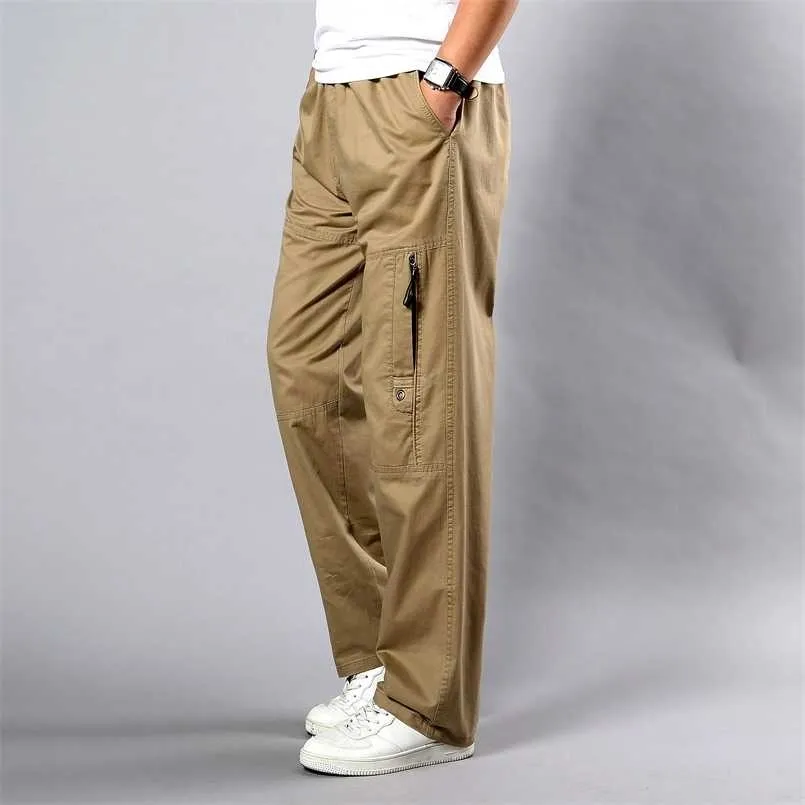 Men Casual Pants Autumn Plus Size Straight Plus Size 5Xl Side Pocket Tactical Wide-Leg Cotton Black Overalls Men Cargo Pants 211201