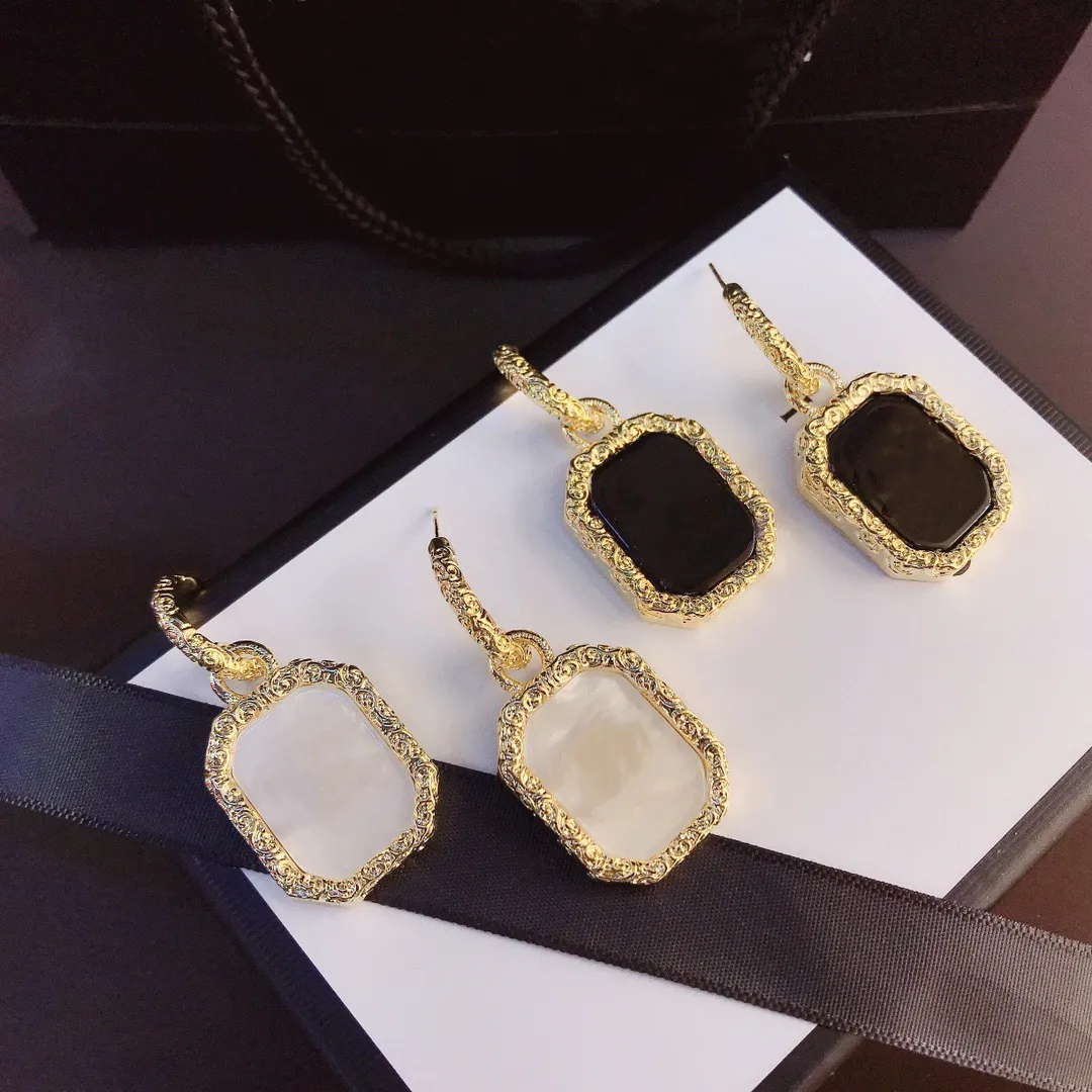 2021 designer mix Wholesale small letter stud Earring 18k rose Gold Silver V studs Earrings Women men Wedding Party Jewelry