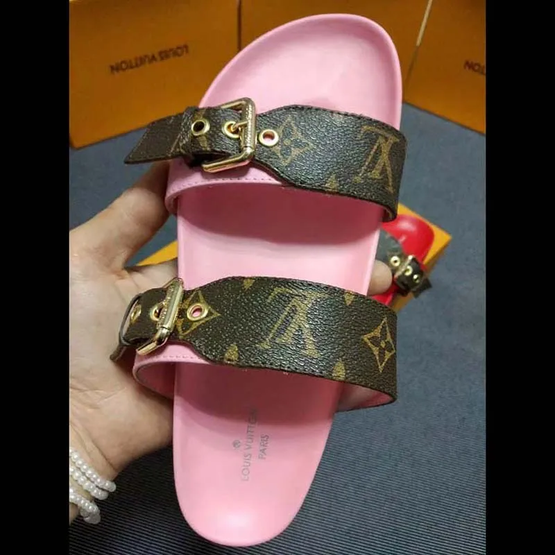 Pink louis outlet vuitton slides